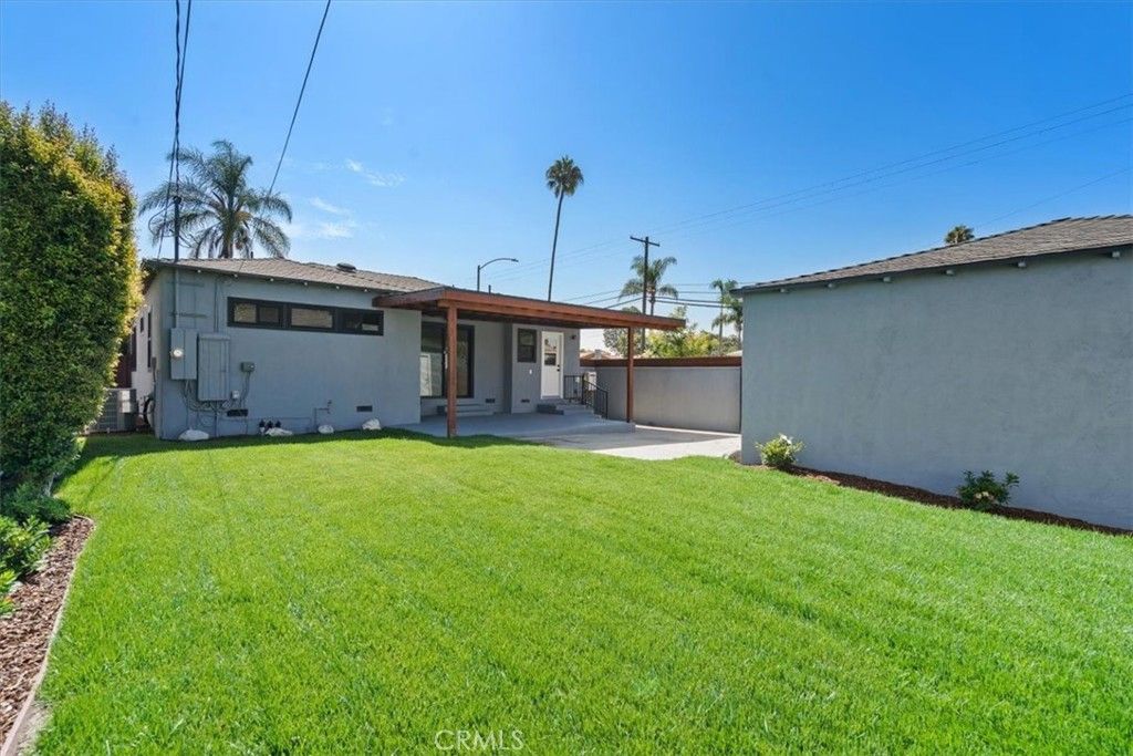 Image 31 of property listing at 3893 Cherrywood, Los Angeles, CA 90008