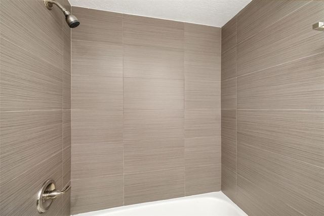 2224 BAHIA VISTA STREET E1, Sarasota, FL 34239