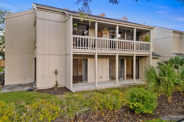 2224 BAHIA VISTA STREET E1, Sarasota, FL 34239