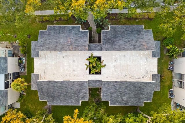 2224 BAHIA VISTA STREET E1, Sarasota, FL 34239