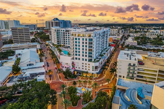 2224 BAHIA VISTA STREET E1, Sarasota, FL 34239