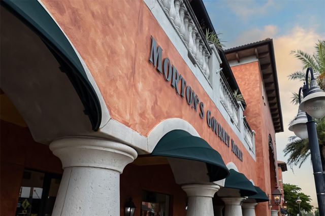 2224 BAHIA VISTA STREET E1, Sarasota, FL 34239