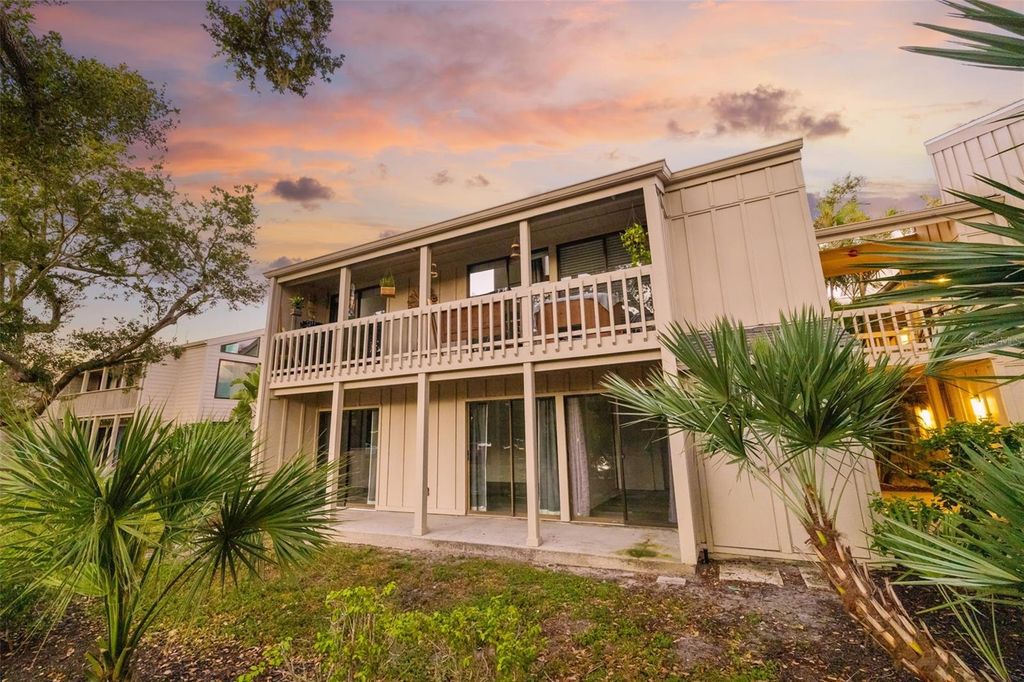 2224 BAHIA VISTA STREET E1, Sarasota, FL 34239