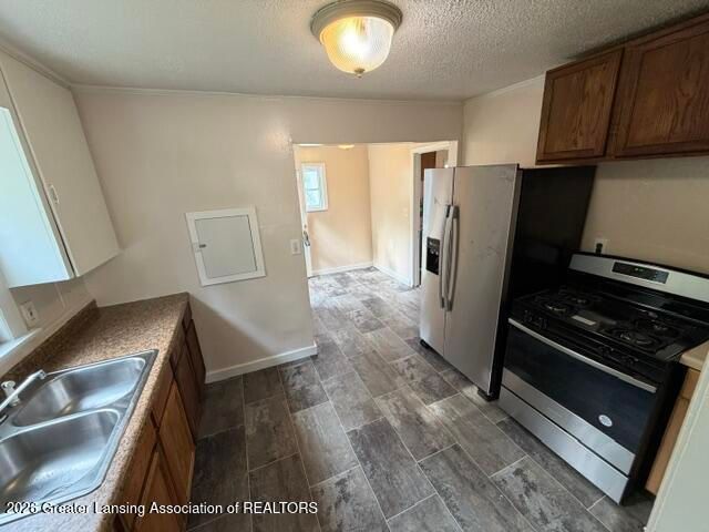 2114 Reo Road, Lansing, MI 48910