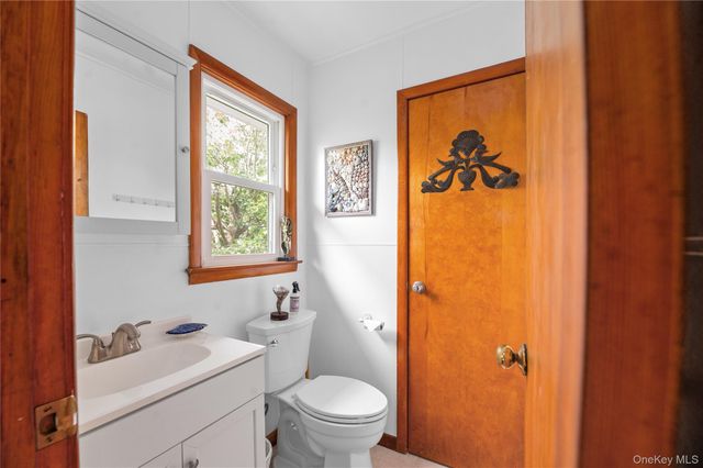 58 Gale Avenue, Seaview, NY 11770