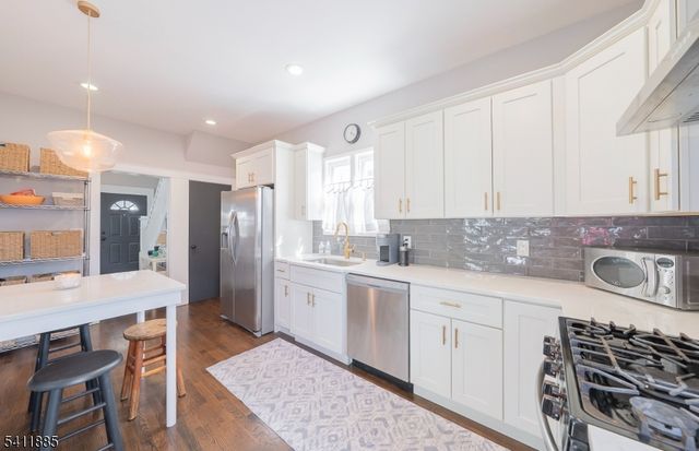 9 Fernwood Road, Maplewood Twp., NJ 07040