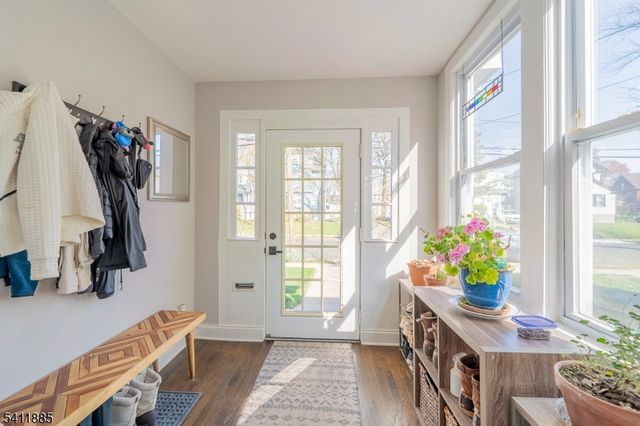 9 Fernwood Road, Maplewood Twp., NJ 07040