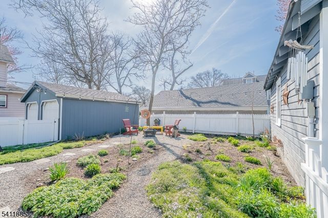 9 Fernwood Road, Maplewood Twp., NJ 07040