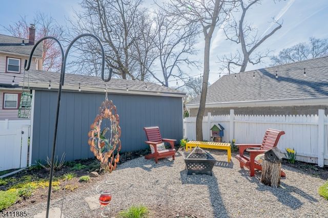 9 Fernwood Road, Maplewood Twp., NJ 07040