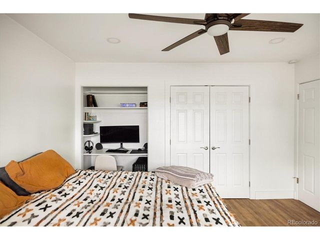 2250 N Monaco Pkwy, Denver, CO 80207