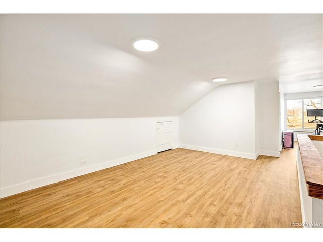 2250 N Monaco Pkwy, Denver, CO 80207