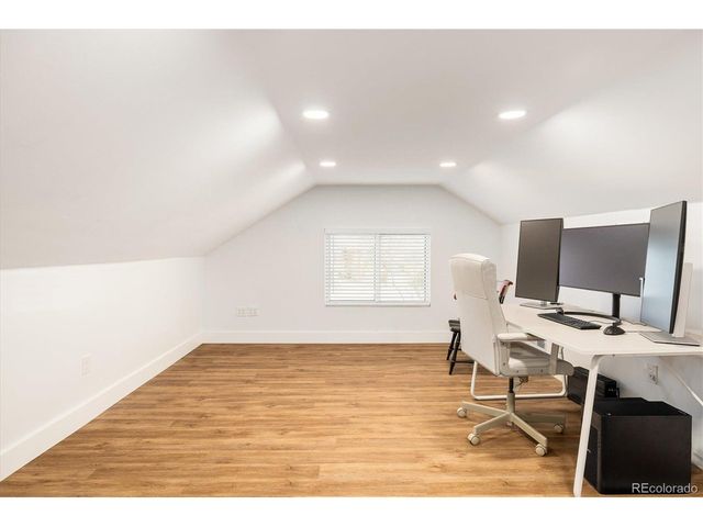 2250 N Monaco Pkwy, Denver, CO 80207