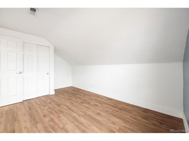 2250 N Monaco Pkwy, Denver, CO 80207