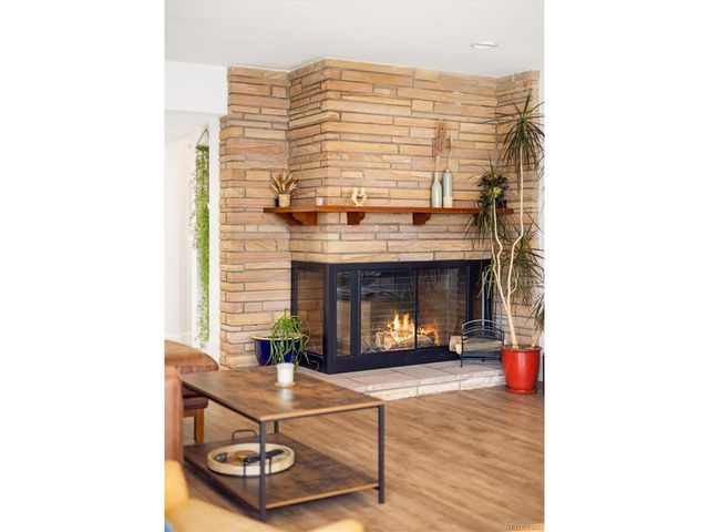 2250 N Monaco Pkwy, Denver, CO 80207