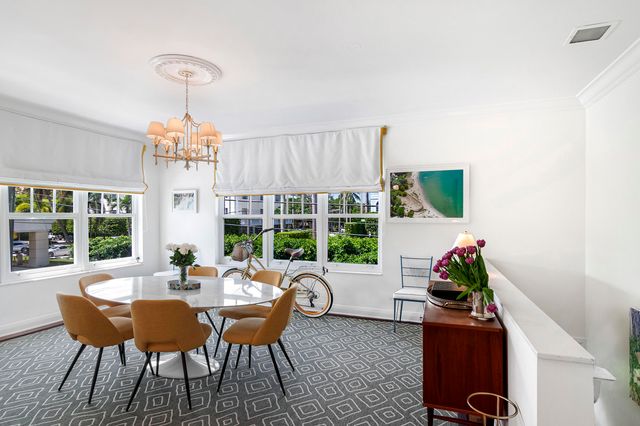 311 Cocoanut Row 2010, Palm Beach, FL 33480
