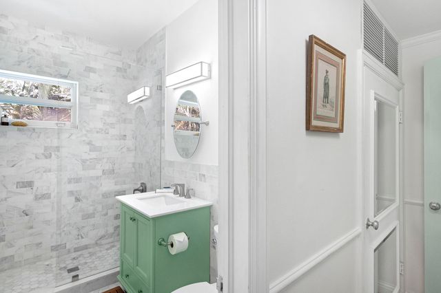 311 Cocoanut Row 2010, Palm Beach, FL 33480