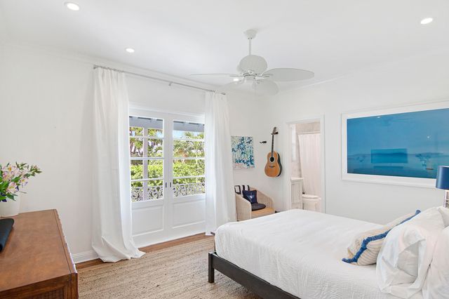 311 Cocoanut Row 2010, Palm Beach, FL 33480
