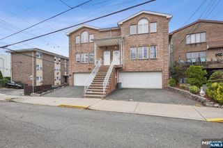 220 Cliff Street A, Cliffside Park, NJ 07010
