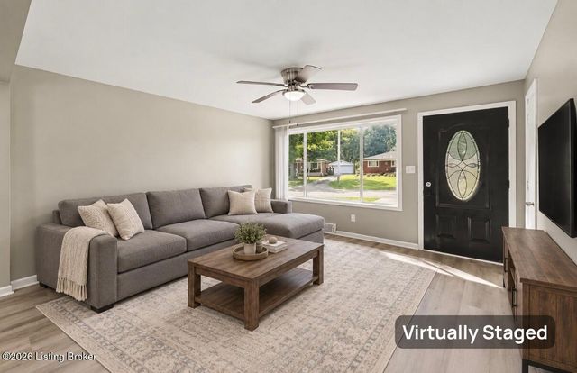6325 Krause Ave, Louisville, KY 40216