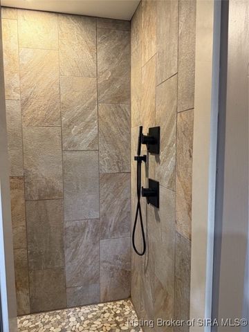 1970 Clifty Drive, Madison, IN 47250