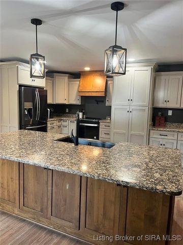 1970 Clifty Drive, Madison, IN 47250