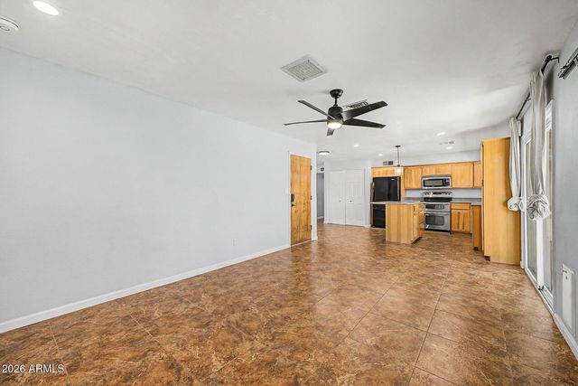 855 W LINDNER Avenue, Mesa, AZ 85210