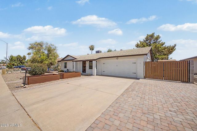 855 W LINDNER Avenue, Mesa, AZ 85210