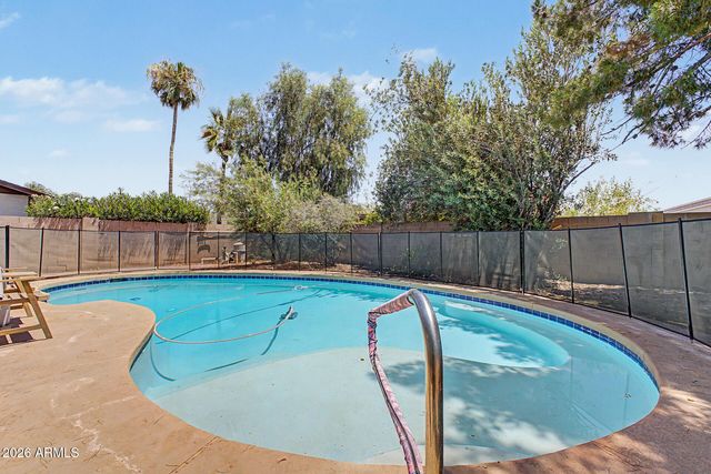 855 W LINDNER Avenue, Mesa, AZ 85210