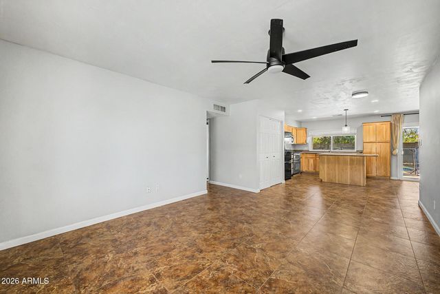 855 W LINDNER Avenue, Mesa, AZ 85210