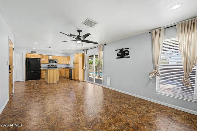 855 W LINDNER Avenue, Mesa, AZ 85210