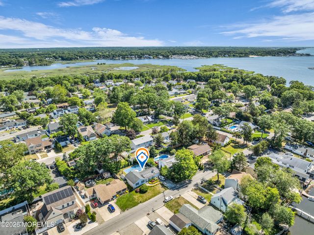 738 Manor Drive, Brick, NJ 08723
