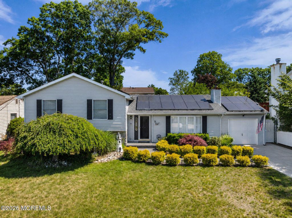 738 Manor Drive, Brick, NJ 08723