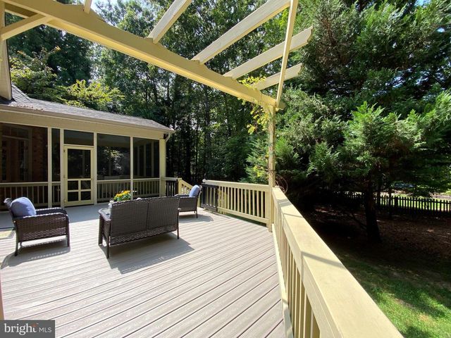 11608 LONGSTREET DR, Spotsylvania, VA 22551