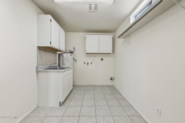 10626 W EMERALD Point, Sun City, AZ 85351