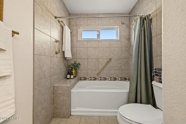 10626 W EMERALD Point, Sun City, AZ 85351