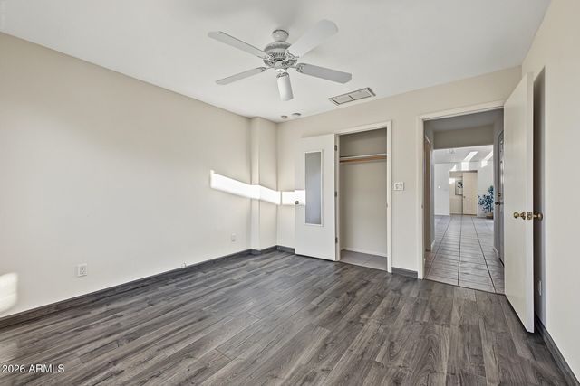 10626 W EMERALD Point, Sun City, AZ 85351