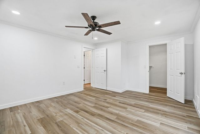 11712 N King Arthur Dr, Spokane, WA 99218