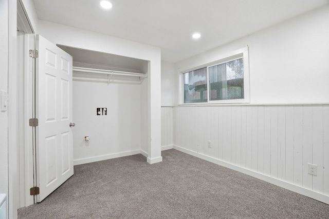 11712 N King Arthur Dr, Spokane, WA 99218