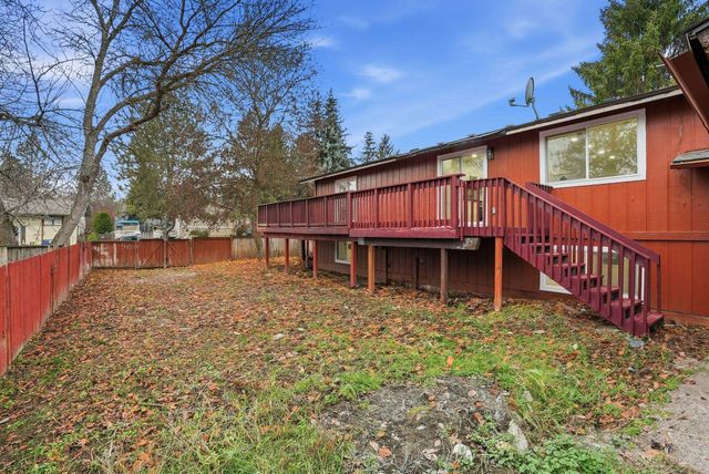 11712 N King Arthur Dr, Spokane, WA 99218