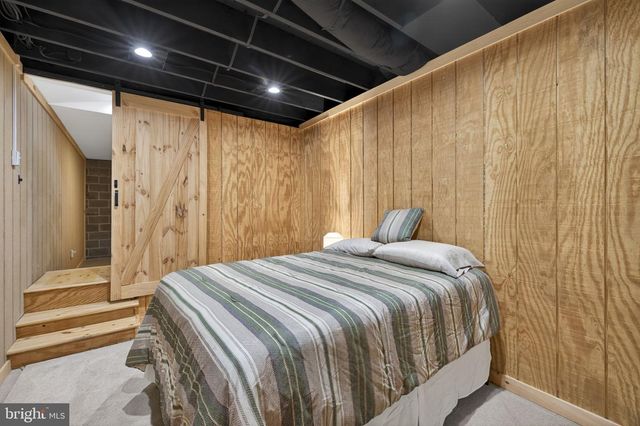 2368 CROSSINGS VIEW RD, Paw Paw, WV 25434