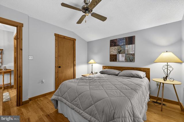 2368 CROSSINGS VIEW RD, Paw Paw, WV 25434