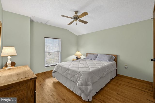 2368 CROSSINGS VIEW RD, Paw Paw, WV 25434