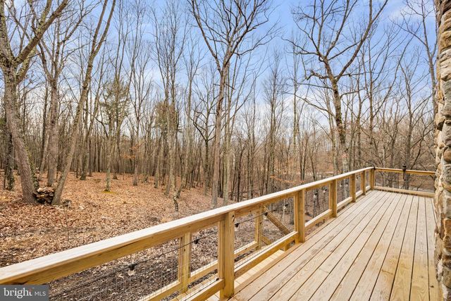 2368 CROSSINGS VIEW RD, Paw Paw, WV 25434