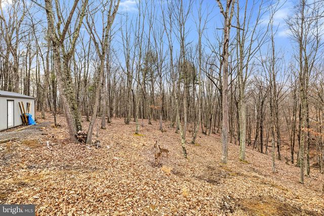 2368 CROSSINGS VIEW RD, Paw Paw, WV 25434