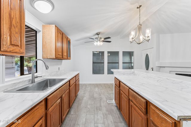 43850 E 20th Street 261, Lancaster, CA 93535