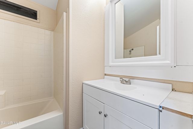43850 E 20th Street 261, Lancaster, CA 93535