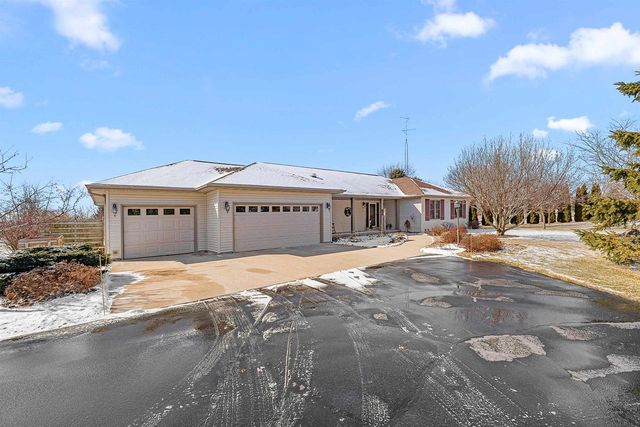 N3690 MAPLE LANE, Fond Du Lac, WI 54937