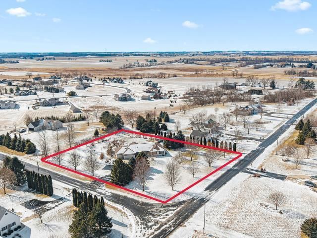 N3690 MAPLE LANE, Fond Du Lac, WI 54937