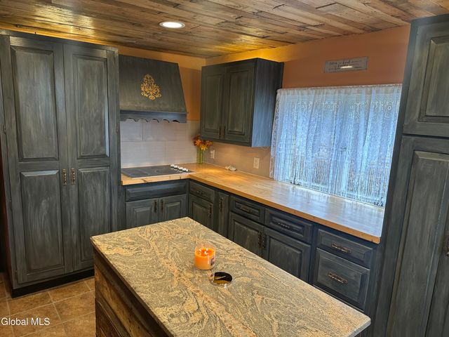 891 State Highway 334, Mohawk, NY 12068