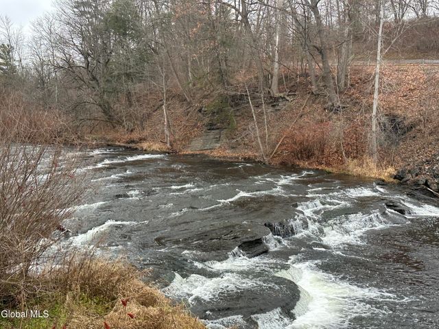 891 State Highway 334, Mohawk, NY 12068